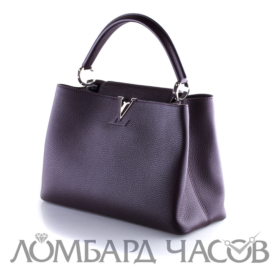 Аксессуар Louis Vuitton  Capucines Bag