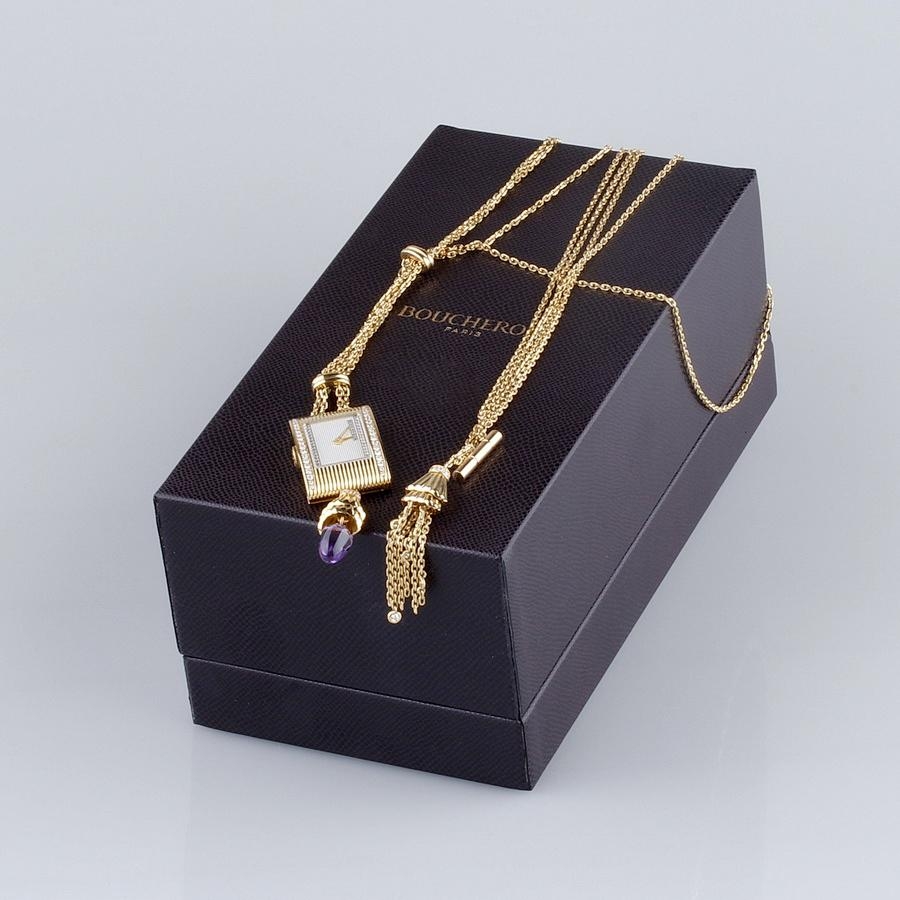 Ювелирное изделие Boucheron  Exguises Contidence 
подвеска-часы