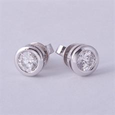 Ювелирное изделие No name Пусеты с бриллиантами по 0.75 ct