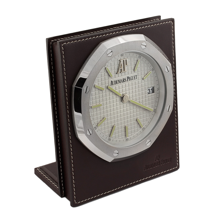Audemars Piguet Royal Oak Table Clock With Date 4193