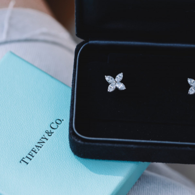 Пусеты Tiffany & Co Victoria Diamond Medium Stud Platinum