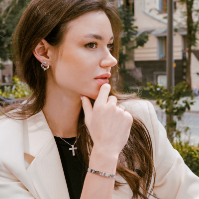 Серьги Chopard Happy Hearts White Gold