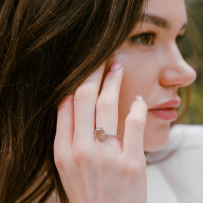 Кольцо GIA 2,09 ct Radiant Cut Fancy Yellow/VVS1