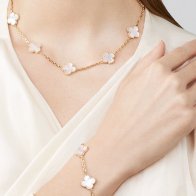 Браслет Van Cleef & Arpels Vintage Alhambra 5 Motifs Yellow Gold Mother-of-Pearl
