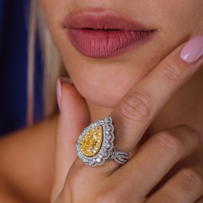 Кольцо GIA 3,03 ct Pear Cut Fancy Yellow/VS1