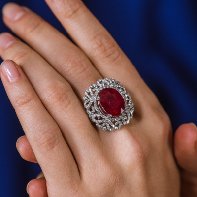 Кольцо No name 9.8 ct Natutal Red Ruby & 1.80 ct White Diamonds