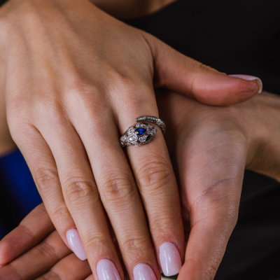 Кольцо No name в стиле Bvlgari Serpenti Diamonds & Emeralds & Sapphire