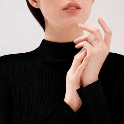 Кольцо Tiffany & Co T1 Ring in White Gold with Diamonds