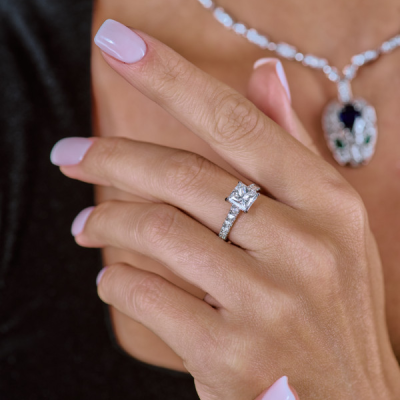 Кольцо GIA 2,05 ct F/VVS1 Square Cut Diamond