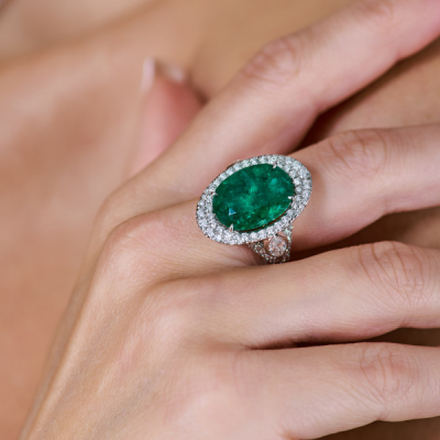 Кольцо Yanush Gioielli 7,29 ct Natural Oval Green Emerald Zambia & Diamonds