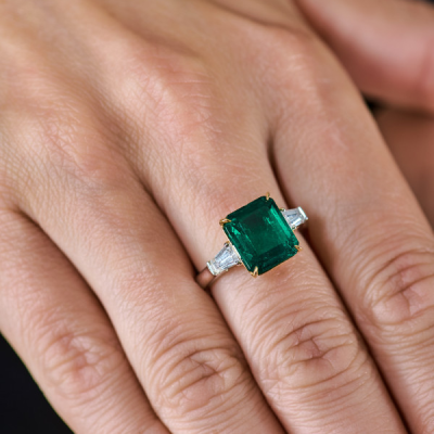 Кольцо Yanush Gioielli 4,49 ct Natural Octagonal Cut Vivid Green Emerald Zambia & Diamonds