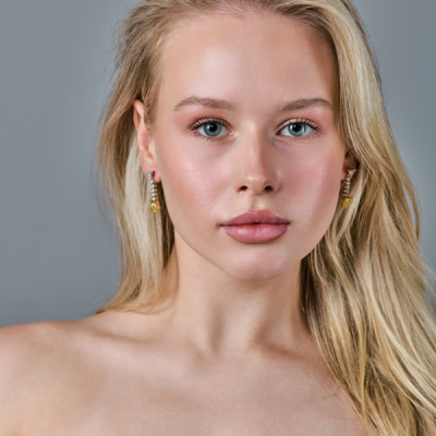 Серьги GIA 1,63 ct - 1.59 ct Natural Fancy Yellow/VS2 Radiant Cut Diamond