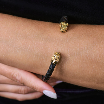 Браслет Carrera y Carrera Yellow Gold Leather Cord Dragon Head Cuff Bracelet