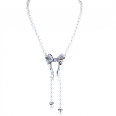 Колье Chanel Boucles de Camelia in white gold & white and black diamonds & Akoya pearls