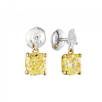 Серьги No name 2,15 ct - 2,20 ct Natural Fancy Yellow/VS2 Radiant Cut Diamond