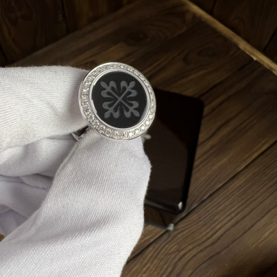 Запонки Patek Philippe Calatrava Cross