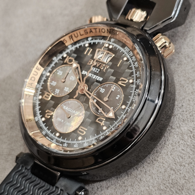 Швейцарские часы Bovet Sportster Saguaro Chronograph 46 мм