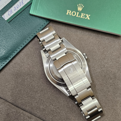 Швейцарские часы Rolex Oyster Perpetual 39 mm