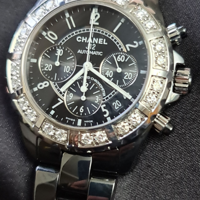 Швейцарские часы Chanel J12 Chronograph