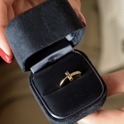 Кольцо Tiffany & Co T1 Ring in Yellow Gold with Diamonds