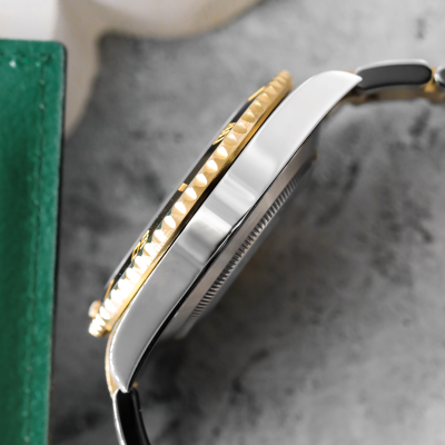 Швейцарские часы Rolex Submariner Date 41 mm Steel and Yellow Gold