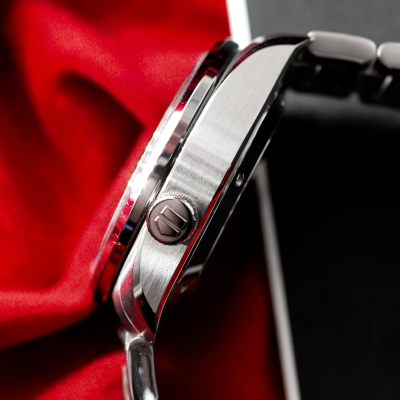 Швейцарские часы Tag Heuer Grand Carrera