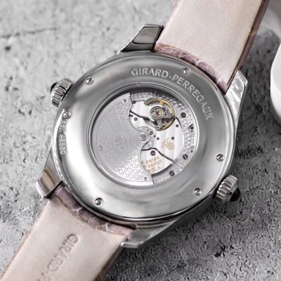 Швейцарские часы Girard-Perregaux WW.TC Lady