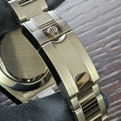 Швейцарские часы Rolex Daytona Rainbow