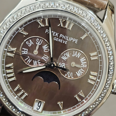 Швейцарские часы Patek Philippe Complications Annual Calendar White Gold Diamond