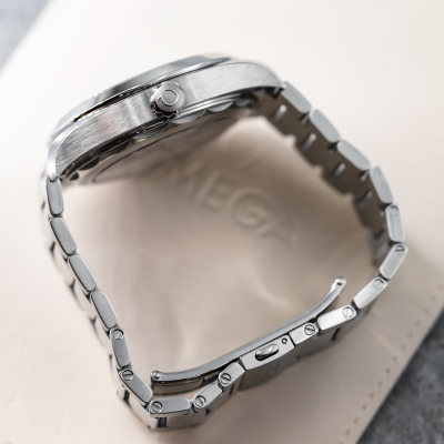 Швейцарские часы Omega Seamaster Aqua Terra 150M