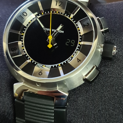 Швейцарские часы Louis Vuitton Tambour