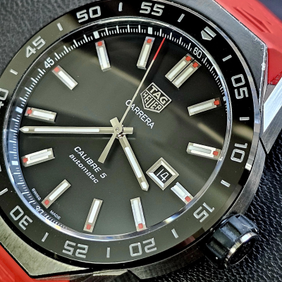 Швейцарские часы Tag Heuer Calibre 5