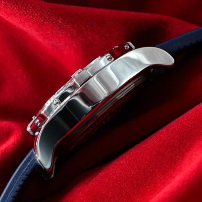 Швейцарские часы Breitling Aeromarine Super Avenger