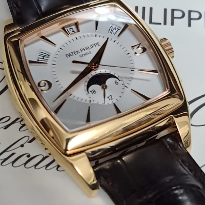 Швейцарские часы Patek Philippe COMPLICATED WATCHES 5135