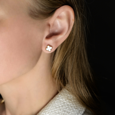 Серьги Van Cleef & Arpels Sweet Alhambra earstuds