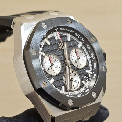 Швейцарские часы Audemars Piguet ROYAL OAK OFFSHORE CHRONOGRAPH