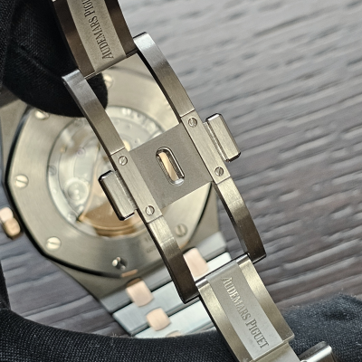 Швейцарские часы Audemars Piguet Royal Oak Selfwinding 41 mm