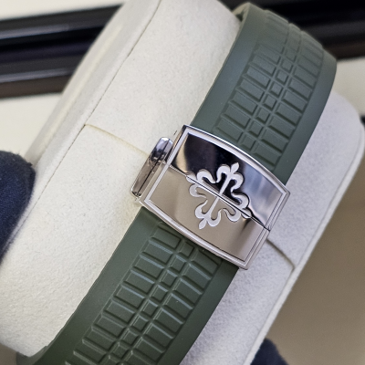 Швейцарские часы Patek Philippe Aquanaut