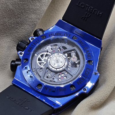 Швейцарские часы Hublot Unico Blue Magic