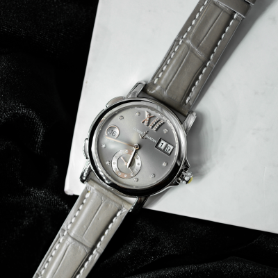 Швейцарские часы Ulysse Nardin Classical Dual Time Ladies Small Seconds