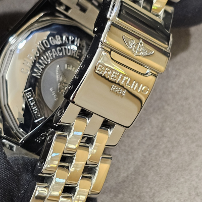 Швейцарские часы Breitling Chronomat