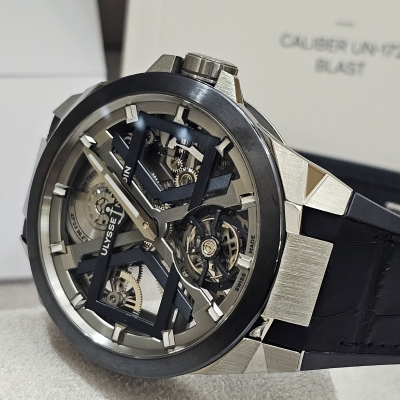 Швейцарские часы Ulysse Nardin Executive Blast Tourbillon Automatic 45 mm