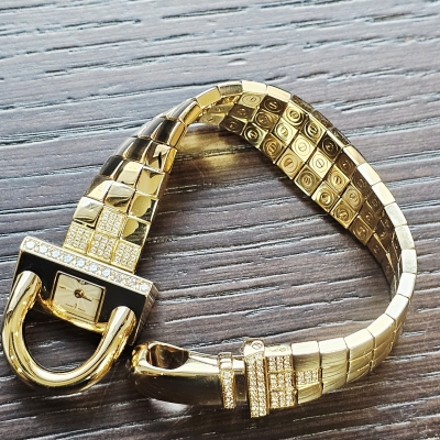 Швейцарские часы Van Cleef & Arpels Cadenas