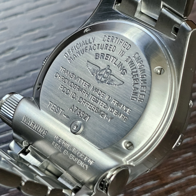 Швейцарские часы Breitling Emergency Mission