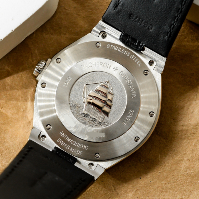 Швейцарские часы Vacheron Constantin Overseas Automatic Large 42 mm