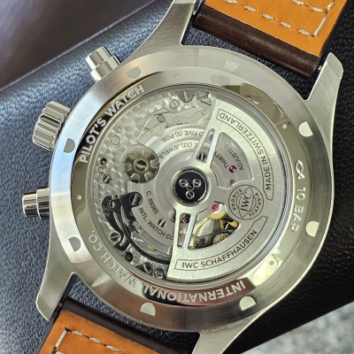 Швейцарские часы IWC Pilot's Watches CHRONOGRAPH