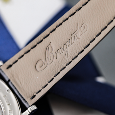 Швейцарские часы Breguet Classique 5207