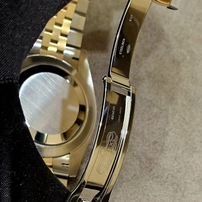 Швейцарские часы Rolex Datejust 41mm Two-Tone