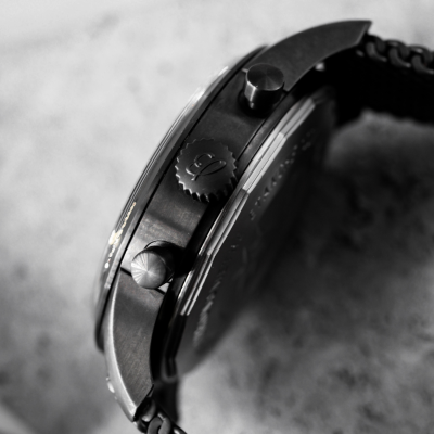 Швейцарские часы Breitling Transocean Chronograph Unitime Pilot Blacksteel