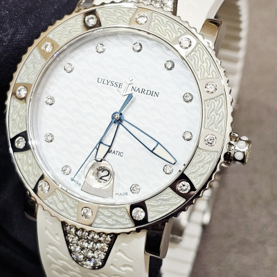 Швейцарские часы Ulysse Nardin Lady Diver